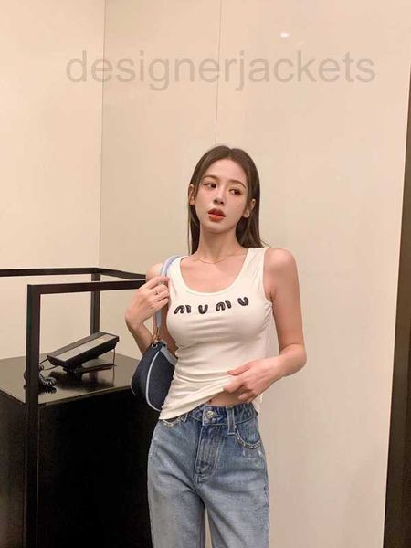 women's tanks & camis designer spring/summer new sleeveless u-neck stapled diamond letter white small tank slim fit and versatile botto
women's tanks & camis designer spring/summer new sleeveless u-neck stapled diamond letter white small tank slim fit and versatile botto