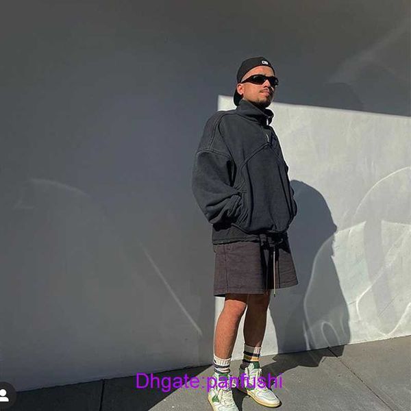 wholesale designer rhude sport shorts for sale rhude 2023ss embroidered solid color high street drawstring loose fitting, White;black
wholesale designer rhude sport shorts for sale rhude 2023ss embroidered solid color high street drawstring loose fitting, White;black