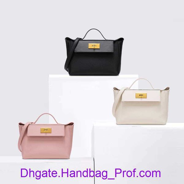 original hemrres 2424 kelys tote bag online store 2023 new wing carry on with real logo
original hemrres 2424 kelys tote bag online store 2023 new wing carry on with real logo