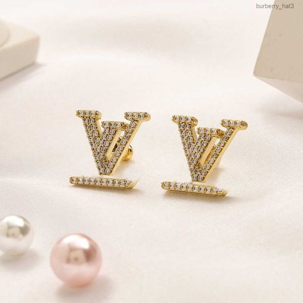 18k gold plated luxury brand designers letters stud geometric famous women stainless steel crystal rhinestone earring wedding party gift jew, Golden
18k gold plated luxury brand designers letters stud geometric famous women stainless steel crystal rhinestone earring wedding party gift jew, Golden