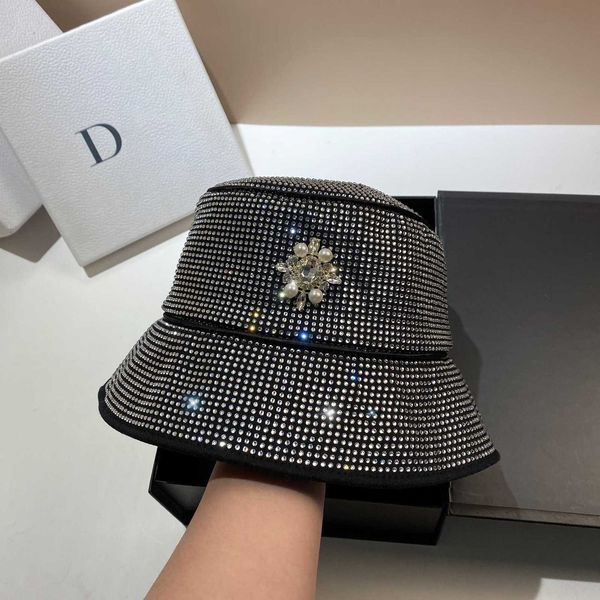 fashionable summer designer luxury spring/summer new full diamond fisherman hat palace wind basin outdoor travel sunshade leisure female, Blue;gray
fashionable summer designer luxury spring/summer new full diamond fisherman hat palace wind basin outdoor travel sunshade leisure female, Blue;gray
