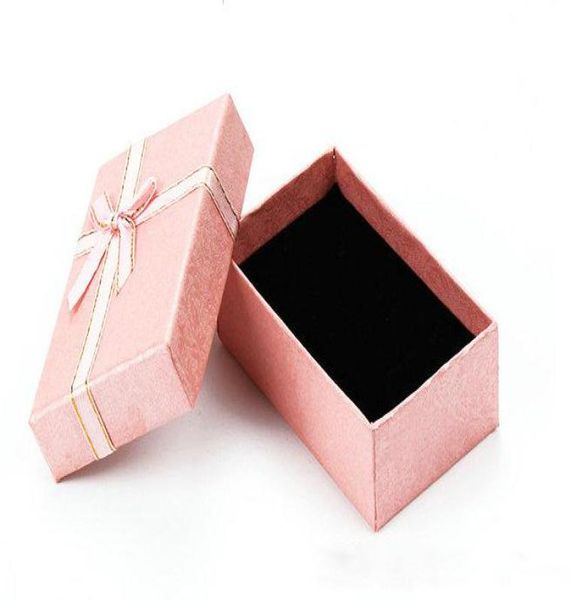 butterfly knot mix colors for charms beads gift box packaging for pendants necklaces earrings rings bracelets jewelry 5825cm5398894, Black;white
butterfly knot mix colors for charms beads gift box packaging for pendants necklaces earrings rings bracelets jewelry 5825cm5398894, Black;white