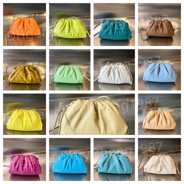 10a quality bv's the clouds bag mini 15 colors pouch women genuine leather crossbody shoulder bag designer lady clutch special offer, Black;red
10a quality bv's the clouds bag mini 15 colors pouch women genuine leather crossbody shoulder bag designer lady clutch special offer, Black;red