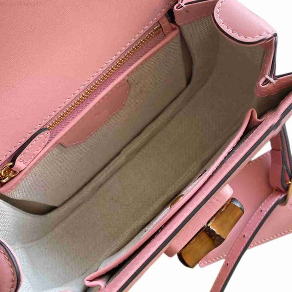 handbag cross shoulder body bag bags for women chest pack lady tote chains leather purse orignal messenger bag handbag clutch tote hobos bag
handbag cross shoulder body bag bags for women chest pack lady tote chains leather purse orignal messenger bag handbag clutch tote hobos bag