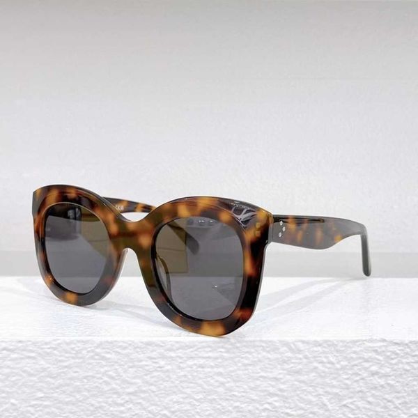 2023 new triumphal arch tiktok same personalized women versatile fashion sunglasses cl4005fn, White;black
2023 new triumphal arch tiktok same personalized women versatile fashion sunglasses cl4005fn, White;black