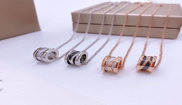 designer jewelry necklaces rose gold silver stainless steel luxury simple cross pattern buckle love necklacewomen mens bracelets b7273312
designer jewelry necklaces rose gold silver stainless steel luxury simple cross pattern buckle love necklacewomen mens bracelets b7273312
