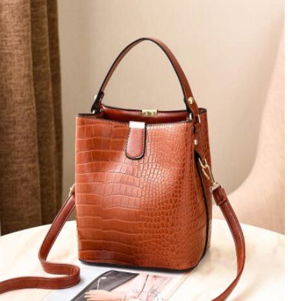 retro alligator bucket bags women crocodile pattern handbag capacity casual crocodile shoulder messenger bags ladies pu purse5843614
retro alligator bucket bags women crocodile pattern handbag capacity casual crocodile shoulder messenger bags ladies pu purse5843614