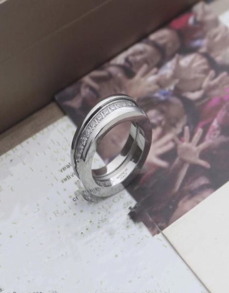 fashion men women silver couple ring diamond pave inlay stainless steel lead nicklle luxury style gift wedding r9652743
fashion men women silver couple ring diamond pave inlay stainless steel lead nicklle luxury style gift wedding r9652743