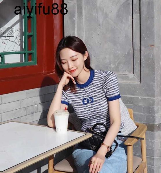 2021 new spring/summer fangfang jacquard stripe slim fit short sleeve knit women's round neck top, White
2021 new spring/summer fangfang jacquard stripe slim fit short sleeve knit women's round neck top, White