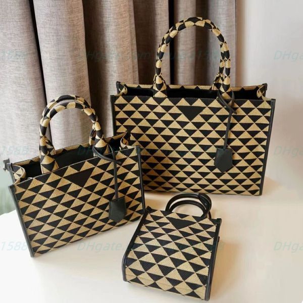 luxurys designers women shoulder bags cross body bags totes fashion original handbags shopping bags multifunctional evening bags cultch bags
luxurys designers women shoulder bags cross body bags totes fashion original handbags shopping bags multifunctional evening bags cultch bags