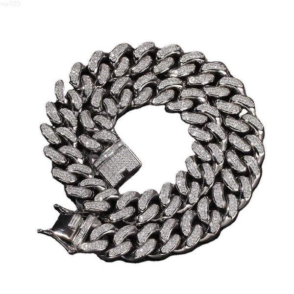 2023 selling stainless steel solid color punk style jewelry full diamond 3a zircon 20mm cuban link chain men necklace, Silver
2023 selling stainless steel solid color punk style jewelry full diamond 3a zircon 20mm cuban link chain men necklace, Silver