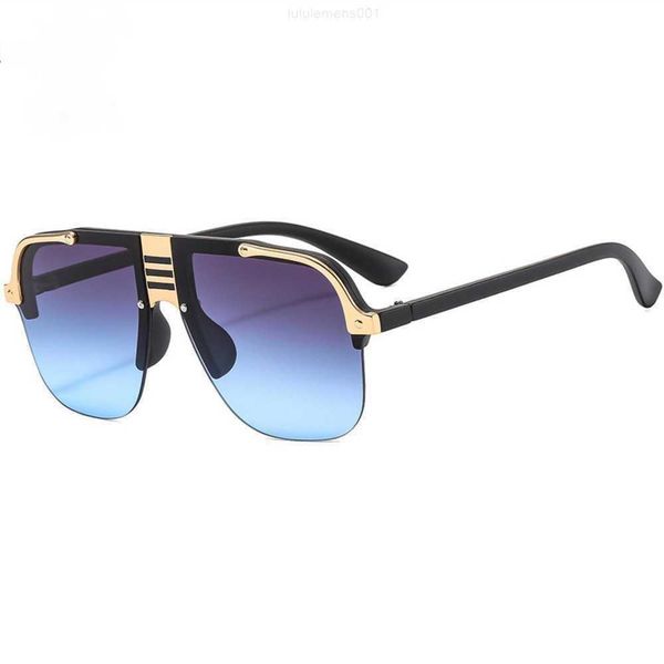 one piece sports sunglasses for men and women designer fashionable personality trendy net red street p sunglasse, White;black
one piece sports sunglasses for men and women designer fashionable personality trendy net red street p sunglasse, White;black