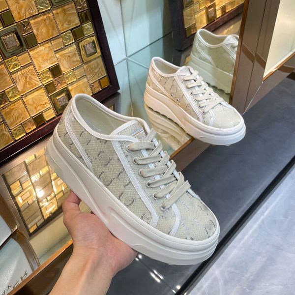 designer shoes, women's casual shoes, tennis 1977 canvas shoes, sports shoes, low-cut letter printing, embroidered shoes, thick-soled g, Black
designer shoes, women's casual shoes, tennis 1977 canvas shoes, sports shoes, low-cut letter printing, embroidered shoes, thick-soled g, Black