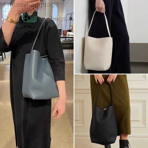 the row designers bags women luxurys tote crossbody leather bucket half moon bag crescent underarm shoulder purse ssbb ssbb
the row designers bags women luxurys tote crossbody leather bucket half moon bag crescent underarm shoulder purse ssbb ssbb