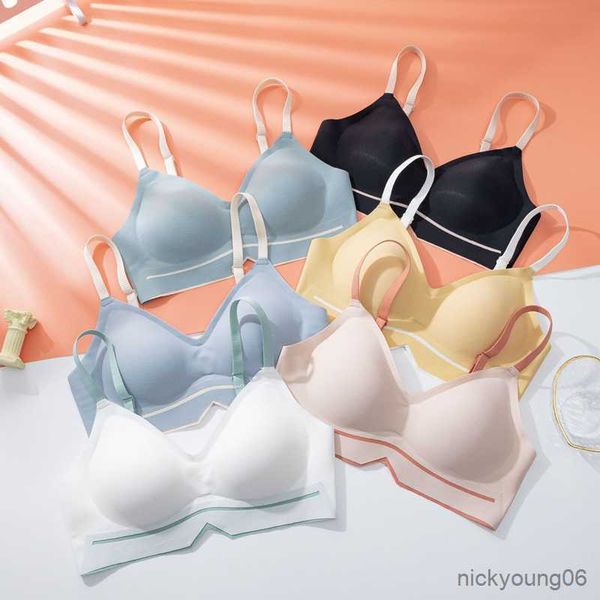 maternity intimates underwear women's thin section without color contrast small and comfortable beautiful back bra, White
maternity intimates underwear women's thin section without color contrast small and comfortable beautiful back bra, White