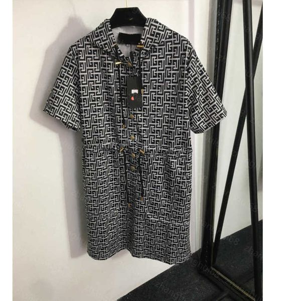 23ss womens designer clothing summer dresses women dress lion head button drawstring waist maze pattern short-sleeved hooded dress womens cl, Black;gray
23ss womens designer clothing summer dresses women dress lion head button drawstring waist maze pattern short-sleeved hooded dress womens cl, Black;gray