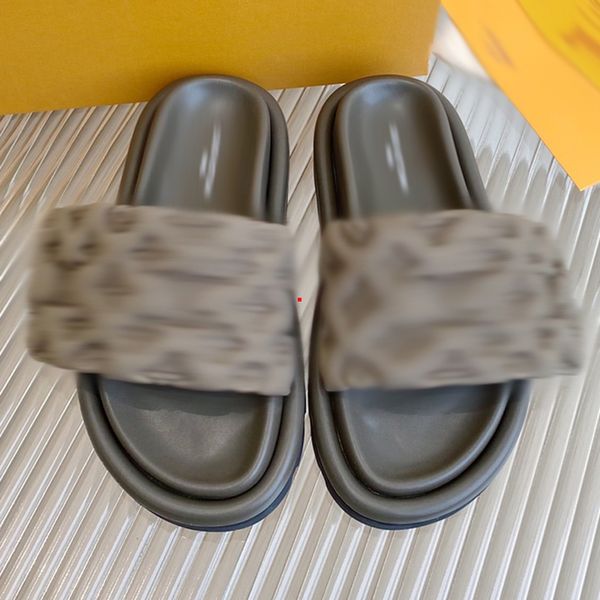 2023 fashion size 35-40 women's slippers summer outdoor fashion soft soles comfortable casual beach sandals -375, Black
2023 fashion size 35-40 women's slippers summer outdoor fashion soft soles comfortable casual beach sandals -375, Black
