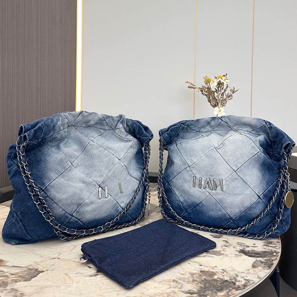 denim portable women large tote bag quilted silver hardware two sizes classic single shoulder bag outdoor travel crossbody designer trend ha
denim portable women large tote bag quilted silver hardware two sizes classic single shoulder bag outdoor travel crossbody designer trend ha