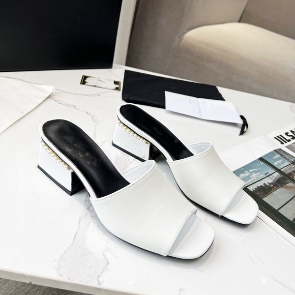2023 classic sandal brand designers slipper ccity fashion leisure slide sandal women summer channel mid and high heeled sandals z42, Black
2023 classic sandal brand designers slipper ccity fashion leisure slide sandal women summer channel mid and high heeled sandals z42, Black