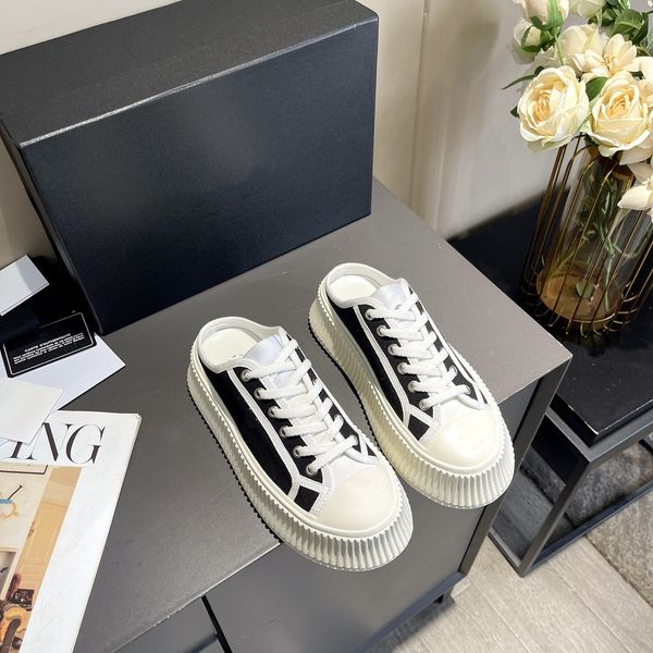 casual shoes early spring new medieval casual shoes retro women's rubber outsole women fashion size 35-41, Black
casual shoes early spring new medieval casual shoes retro women's rubber outsole women fashion size 35-41, Black