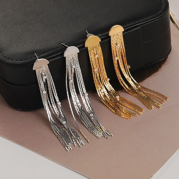 long gold tassel earrings women's exaggerated metal earrings fashionable and stylish earrings luxury jewelry e3892, Golden;silver
long gold tassel earrings women's exaggerated metal earrings fashionable and stylish earrings luxury jewelry e3892, Golden;silver