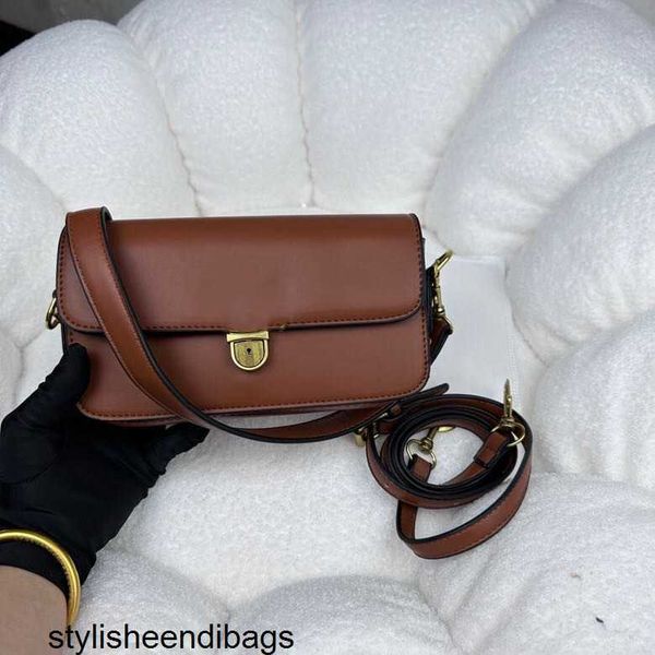 stylisheendibags shoulder bags brand women's shoulder bags metal chain bag leather 2023 new trend fashion single shoulder crossbody bag
stylisheendibags shoulder bags brand women's shoulder bags metal chain bag leather 2023 new trend fashion single shoulder crossbody bag