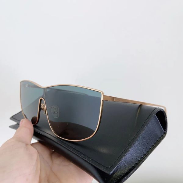 women sunglasses mens designer glasses fashion eyewear popular brands retro shape frame summer leisure wild style uv400 protection come with, White;black
women sunglasses mens designer glasses fashion eyewear popular brands retro shape frame summer leisure wild style uv400 protection come with, White;black