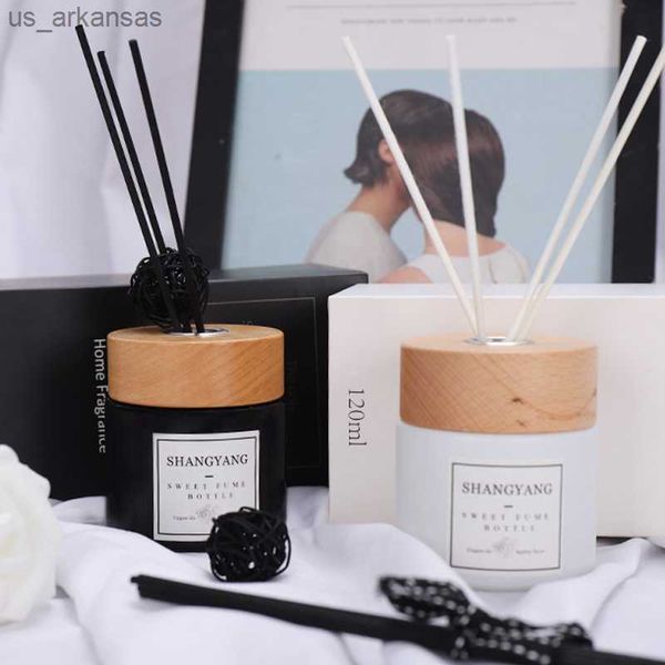 100ml rould white and black empty reed diffuser bottle with natural wooden cap fashion glass fragrance bottle with screw mouth l230523
100ml rould white and black empty reed diffuser bottle with natural wooden cap fashion glass fragrance bottle with screw mouth l230523