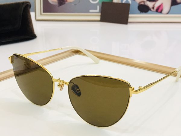 fashion designer sunglasses men's classic attitude metal round frame popular retro vanguard outdoor uv 400 protective sunglasses, White;black
fashion designer sunglasses men's classic attitude metal round frame popular retro vanguard outdoor uv 400 protective sunglasses, White;black