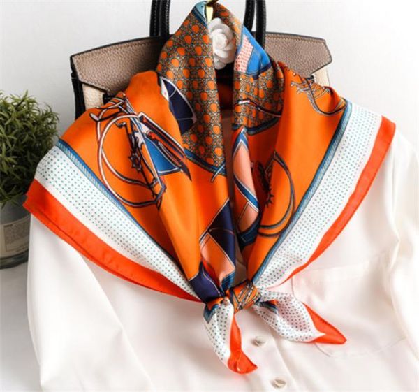 2020 new fashion western style small square scarf female retro decoration professional scarf summer sunscreen scarf3767344, Blue;gray
2020 new fashion western style small square scarf female retro decoration professional scarf summer sunscreen scarf3767344, Blue;gray