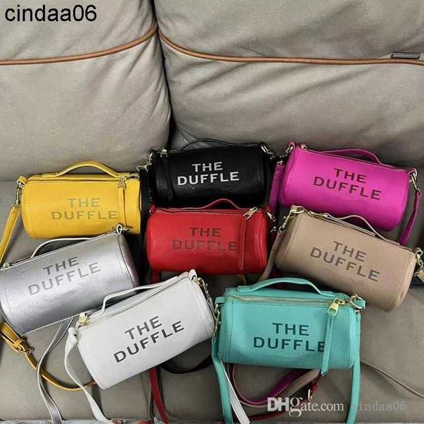 designer women's leather shoulder bag 2023 retro letter wide shoulder strap single crossbody bucket tote the duffle bag, Red;blue
designer women's leather shoulder bag 2023 retro letter wide shoulder strap single crossbody bucket tote the duffle bag, Red;blue