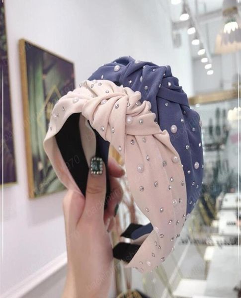 fashion girls headband handmade shining pearls rhinestone ornament hairband women middle knot turban hair accessories4258392, Slivery;white
fashion girls headband handmade shining pearls rhinestone ornament hairband women middle knot turban hair accessories4258392, Slivery;white