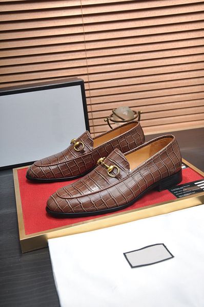 2023 men wedding party dress shoes formal moccasins flats genuine leather casual loafers male brand business comfortable oxfords size 38-45, Black
2023 men wedding party dress shoes formal moccasins flats genuine leather casual loafers male brand business comfortable oxfords size 38-45, Black