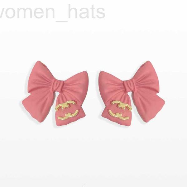 charm designer fashion pink rm 2023 new style women stud earrings designer gift jewelry exquisite 18k gold party wholesale 4jyi, Golden
charm designer fashion pink rm 2023 new style women stud earrings designer gift jewelry exquisite 18k gold party wholesale 4jyi, Golden