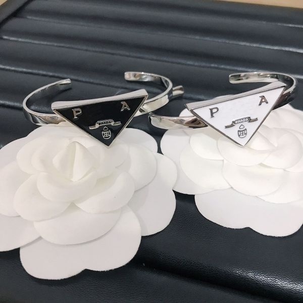 designer branded triangle bracelets women bangle luxury fashion jewelry crystal rhinestone 925 silver plated copper lovers gift bangles, Black
designer branded triangle bracelets women bangle luxury fashion jewelry crystal rhinestone 925 silver plated copper lovers gift bangles, Black