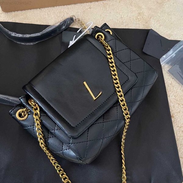 bag for women designer shoulder package messenger totes chain bag fashion metallic handbags classic gift wholesale soft leather travel holid
bag for women designer shoulder package messenger totes chain bag fashion metallic handbags classic gift wholesale soft leather travel holid