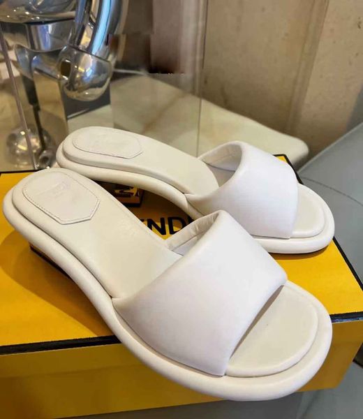 summer brand f-baguette sandals shoes women wide-band nappa leather slide flats popular beach flip-flops perfect nice slip on easy wear lady, Black
summer brand f-baguette sandals shoes women wide-band nappa leather slide flats popular beach flip-flops perfect nice slip on easy wear lady, Black