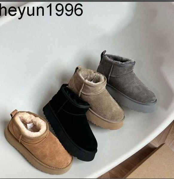 boots ug ultra mini platform boot uggly wgg designer woman winter ankle australia snow thick bottom real leather warm fluffy booties with, Black
boots ug ultra mini platform boot uggly wgg designer woman winter ankle australia snow thick bottom real leather warm fluffy booties with, Black