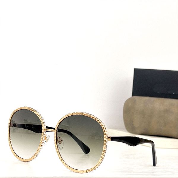 new fashionable women summer sunglasses ch9552 rich diamond style uv400 anti-retro full-frame glasses with frame multi-color options, White;black
new fashionable women summer sunglasses ch9552 rich diamond style uv400 anti-retro full-frame glasses with frame multi-color options, White;black