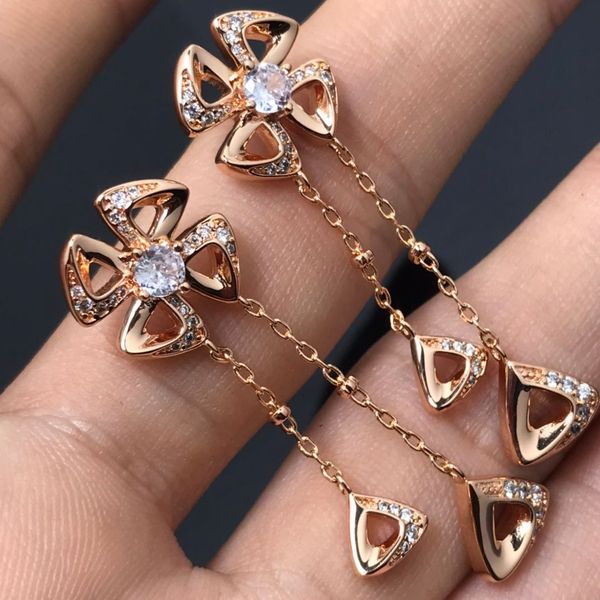 designer earrings flower tassel earrings 925 silver light luxury premium sense diamond set long earrings wedding party bright jewelry stud j, Golden;silver
designer earrings flower tassel earrings 925 silver light luxury premium sense diamond set long earrings wedding party bright jewelry stud j, Golden;silver