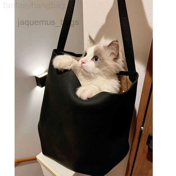 the row designer bags leather cowhide bag 2022 leather tote bag fashion leisure underarm bags large capacity one shoulder bucket bagclassic
the row designer bags leather cowhide bag 2022 leather tote bag fashion leisure underarm bags large capacity one shoulder bucket bagclassic