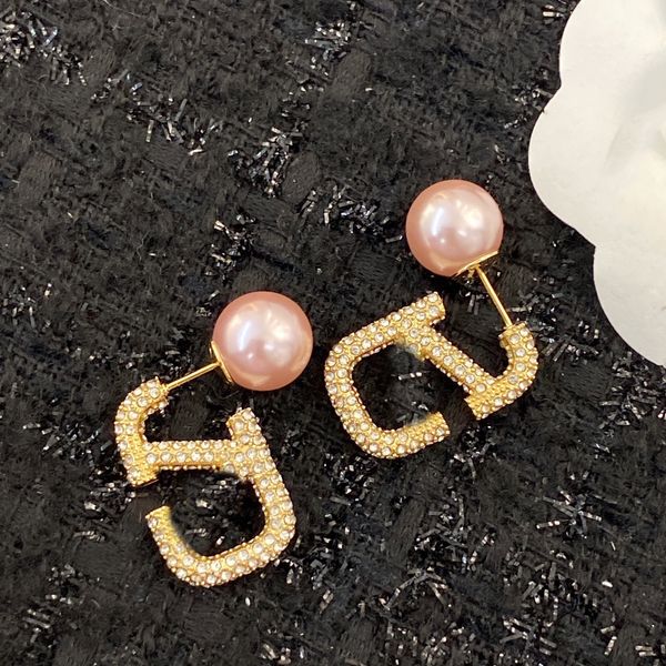 designer earring v logo brand stud charm pearl earing women fashion hoop jewelry luxury metal earring jeweler women's gifts mzh1, Golden;silver
designer earring v logo brand stud charm pearl earing women fashion hoop jewelry luxury metal earring jeweler women's gifts mzh1, Golden;silver