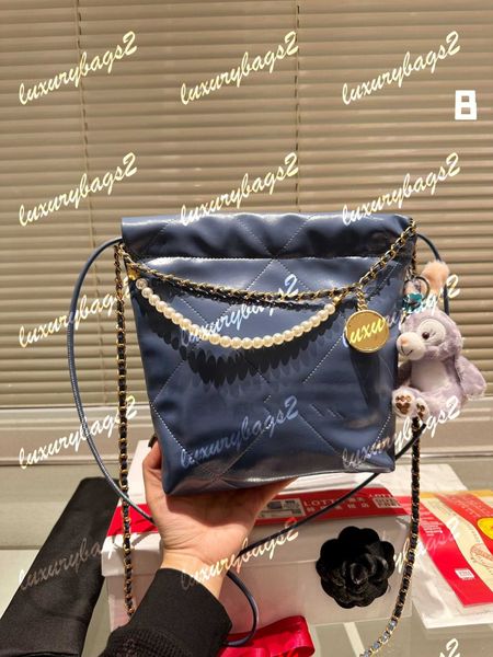 2023ss mini tote 22bag genuine white leather handbag small totes women designer purses fashion bags ladies womens handbags brand name
2023ss mini tote 22bag genuine white leather handbag small totes women designer purses fashion bags ladies womens handbags brand name