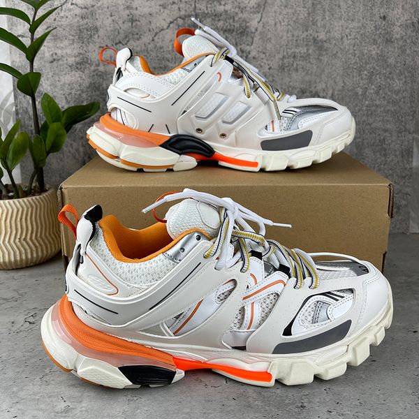 designer aaa track 3 3.0 paris men women casual shoes triple white black trainers tess.s. gomma leather trainer nylon printed platform sneak
designer aaa track 3 3.0 paris men women casual shoes triple white black trainers tess.s. gomma leather trainer nylon printed platform sneak