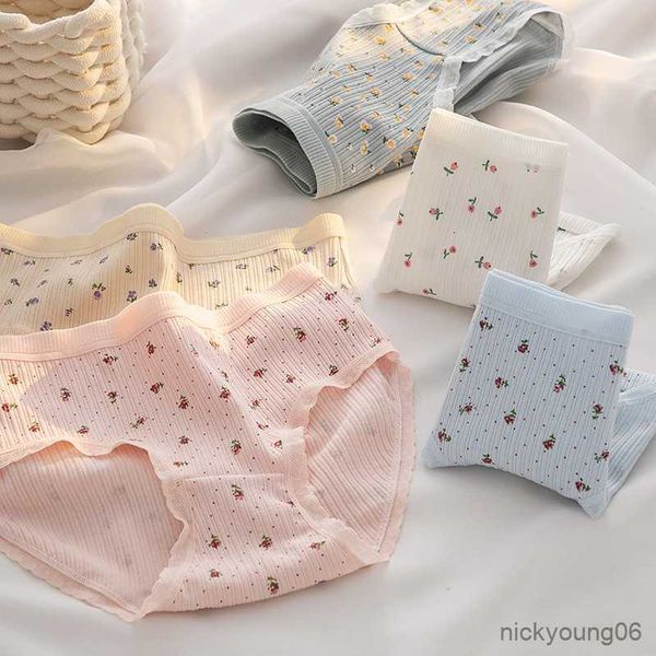 maternity intimates women's cotton underwear panties girls' floral thread briefs mid waist female lingerie, White
maternity intimates women's cotton underwear panties girls' floral thread briefs mid waist female lingerie, White