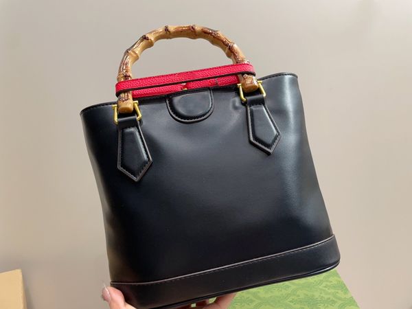 fashion diana tote bag luxury leather women totes shoulder bags bamboo handles design handbags large bucket shopping bag 24*22cm
fashion diana tote bag luxury leather women totes shoulder bags bamboo handles design handbags large bucket shopping bag 24*22cm