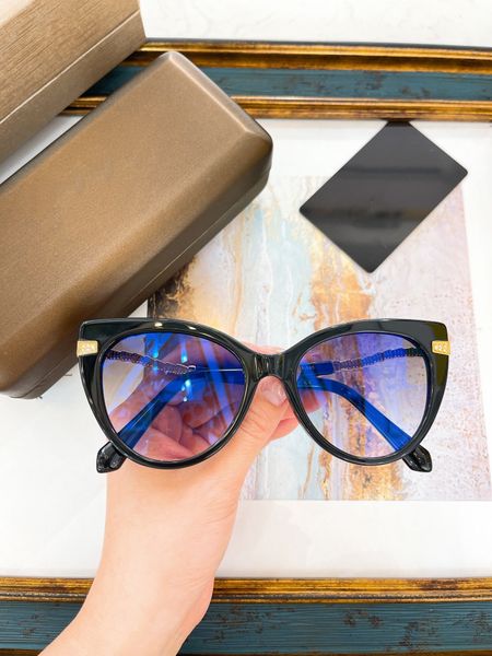 summer men's and women's luxurious sunglasses, fashionable circular sun, female designer with box, White;black
summer men's and women's luxurious sunglasses, fashionable circular sun, female designer with box, White;black