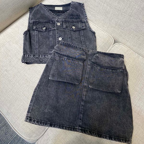 girls denim dresses tracksuits summer sleeveless jacket dress fashion letters jacquard tracksuit brand street skirts set, Black
girls denim dresses tracksuits summer sleeveless jacket dress fashion letters jacquard tracksuit brand street skirts set, Black