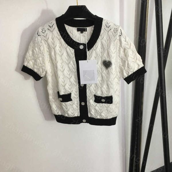 23ss womens designer clothing womens knits small broken diamond love badge flower hollowed out short sleeve knitted cardigan womens clothes, White
23ss womens designer clothing womens knits small broken diamond love badge flower hollowed out short sleeve knitted cardigan womens clothes, White