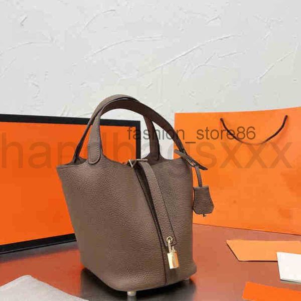 bucket bag closed-toe layer cowhide food basket tote all-match shoulder handbag genuine leather womens mother and child purses 220402
bucket bag closed-toe layer cowhide food basket tote all-match shoulder handbag genuine leather womens mother and child purses 220402